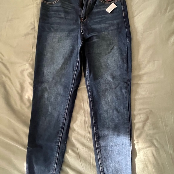 No Boundaries Blue Straight Leg Jeans with Vintage Fade - Picture 1 of 4